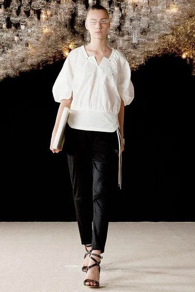 Look 3